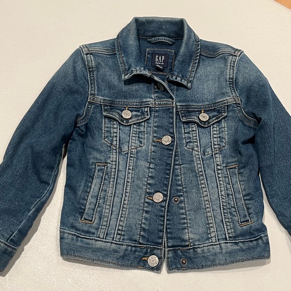 Girls GAP Jean jacket (like new) - Picture 1 of 10